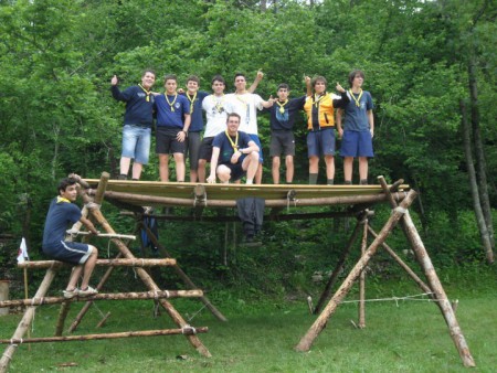 Campo di competenza per E/G di pionieristica e hebertismo: "Pionieri per dar prova di sè" 